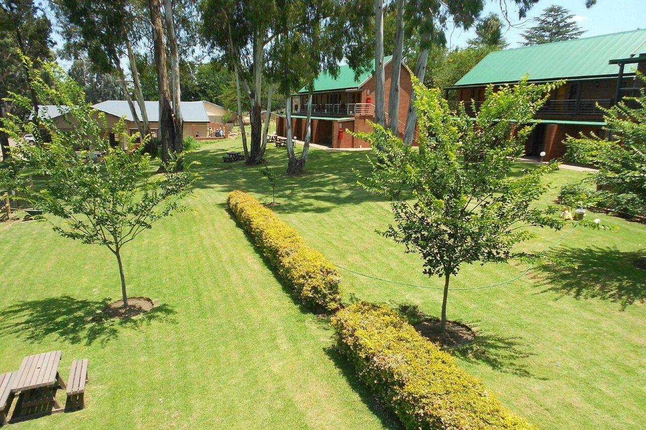 Bluegum Country Lodge Bethal Exterior photo